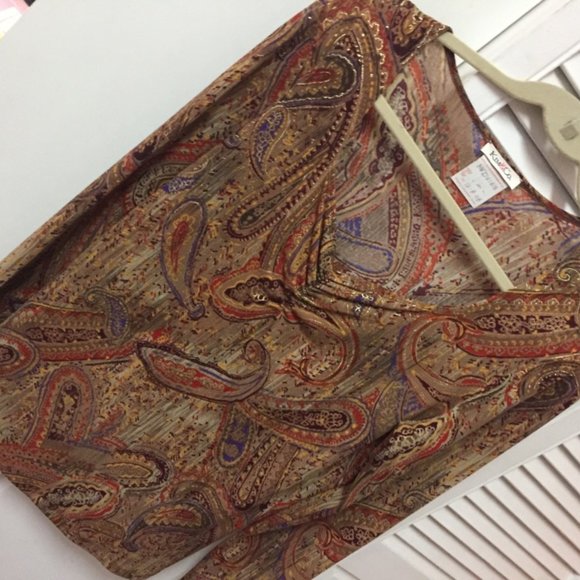 Shiny paisley top - Picture 2 of 5